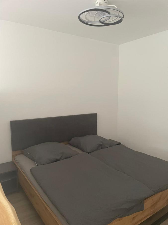 Apartment Im Freizeitpark Вислох Екстериор снимка